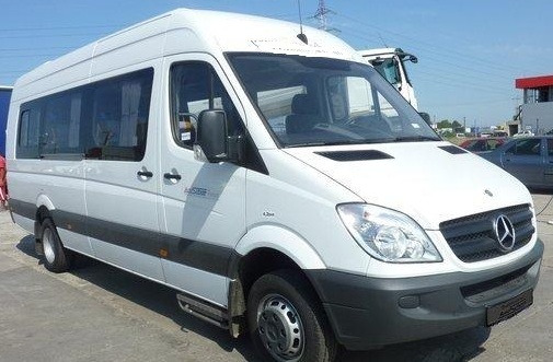 Mercedes-Benz Sprinter Kombi 20 plazas