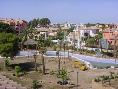 Apartamento con 2 dormitorios se vende en Marbella, Costa del Sol