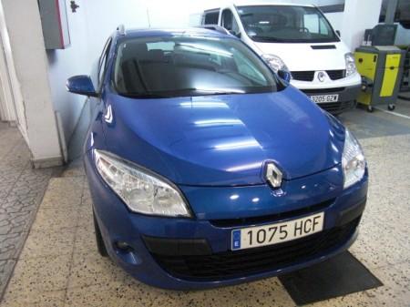 Renault Megane sport tourer dynamique 15 dci 110cv en Barcelona