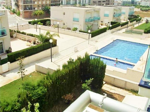 Apartamento de 2 dormitorios con vistas y piscina