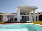 Chalet con 4 dormitorios se vende en Marbella, Costa del Sol - mejor precio | unprecio.es