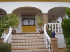 Chalet con 6 dormitorios se vende en Alhaurin el Grande - mejor precio | unprecio.es