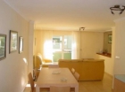 Apartamento con 3 dormitorios se vende en Fuengirola, Costa del Sol - mejor precio | unprecio.es