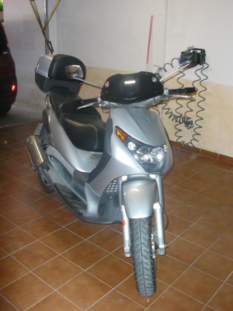 piaggio beverly 200