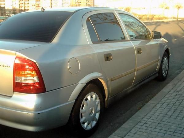 1.900   - OPEL ASTRA TURBO DIESEL 1.7 DEL 99