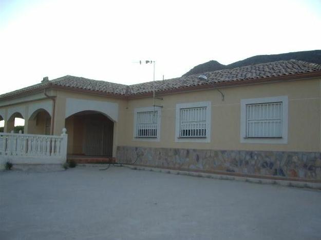 Chalet en venta en Hondón de las Nieves, Alicante (Costa Blanca)