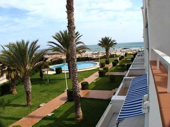 Lindo Apartamento em Cabo Roig, Alicante, Espanha de Três Quartos