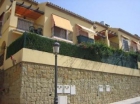 Adosado con 3 dormitorios se vende en Estepona, Costa del Sol - mejor precio | unprecio.es