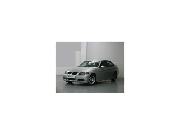 BMW SERIE 3 320D BERLINA