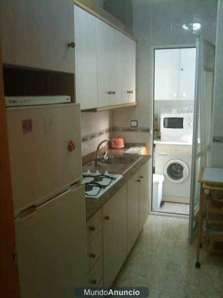 SE VENDE  EN  TORREVIEJA