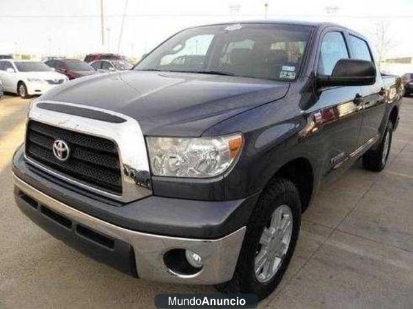 Toyota Tundra V8  TMCARS.ES