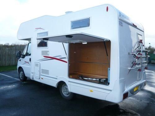 Vends Camping car Capucine Moncayo Méditeranéo 360 Annee 2006