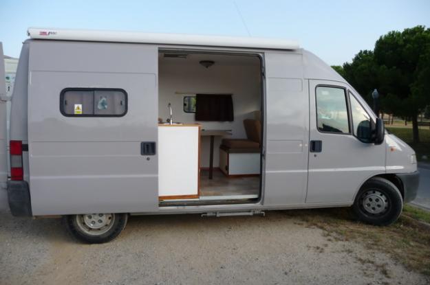 Fiat ducato 2.8 T.D. camperizada sobre elevada