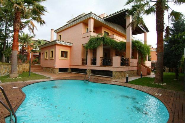 Villas a la venta en Los Monteros Costa del Sol