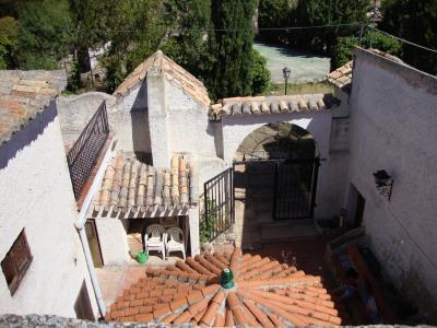 7b  , 3ba   in Cofrentes,  Valencia And Costa del Azahar   - 310500  EUR