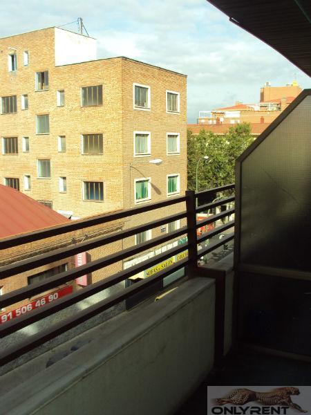 Apartamento 1 dormitorios, 1 baños, 0 garajes, Buen estado, en Madrid, Madrid