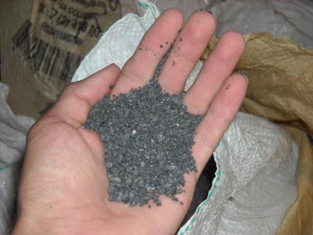 coltan con documentos