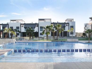 Apartamento con 2 dormitorios se vende en Punta Prima, Costa Blanca