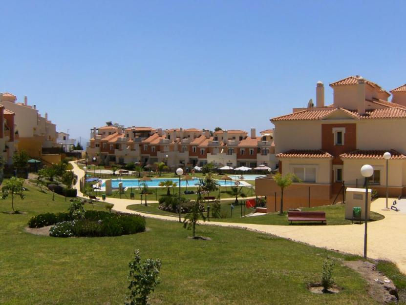 Precioso apartamento en el recinto con piscinas y zonas verdes