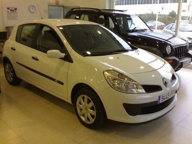 RENAULT Clio 1.5dCi Authentique 70