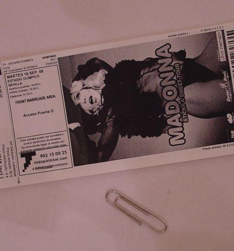 ENTRADA Madonna Sevilla (front barricade) + CLICK