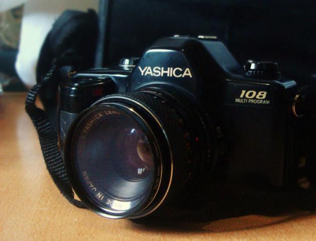 Yashica 108 multiprogram + objetivo Yashica 50mm f1.9