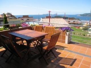 Apartamento en chalet : 4/6 personas - piscina - vistas a mar - baiona  galicia  espana