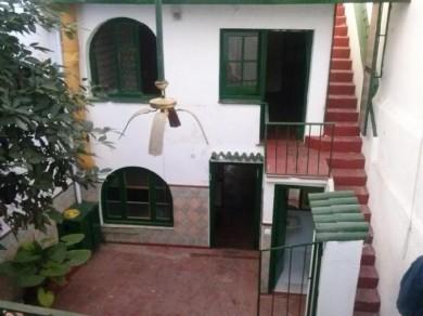 Chalet con 5 dormitorios se vende en Estepona, Costa del Sol