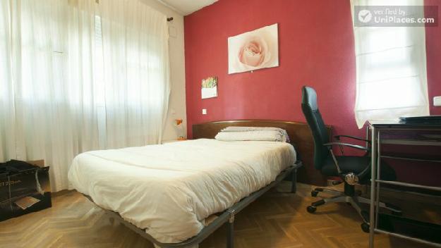 Rooms available - Residence in Villaviciosa de Odón near Universidad Europea de Madrid