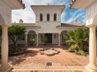Chalet con 6 dormitorios se vende en Alhaurin el Grande - mejor precio | unprecio.es