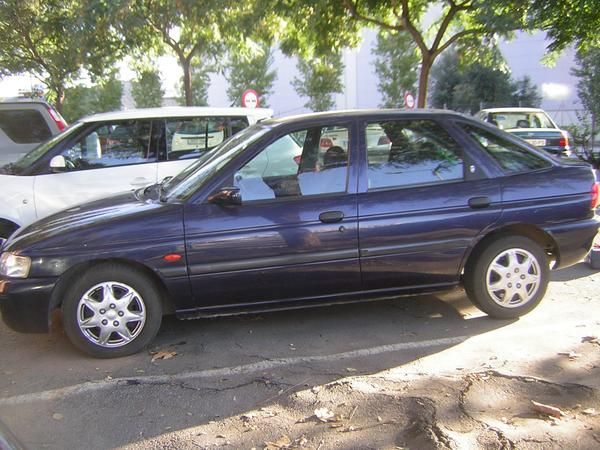 coche ford ecort td 1800 diesel 800 euros