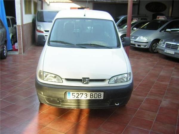 Peugeot Partner 1.9 D MIXTA 5 PLAZAS
