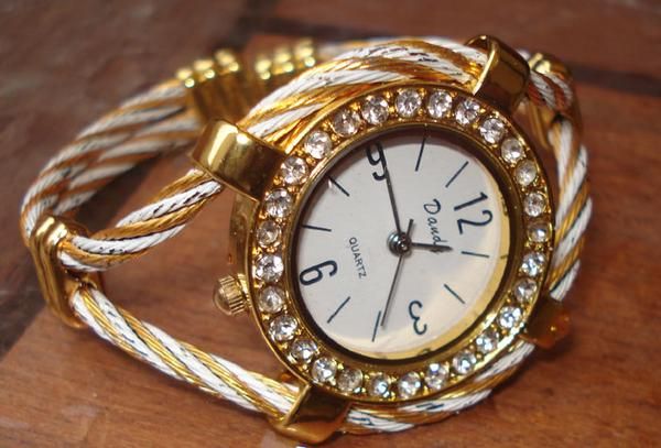 Precioso reloj de pulsera