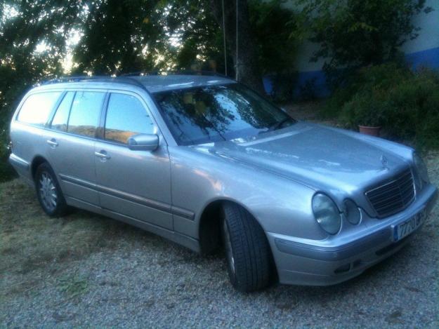Vendo MERCEDES E270 ELEGANCE FAMILIAR diesel, cambio manual 6 velocidades