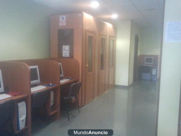 3 cabinas de locutorio por cierre