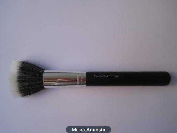 Brocha de maquillaje mac mofeta número 187