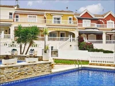 House for Sale in Alicante, Comunidad Valenciana, Ref# 2921544