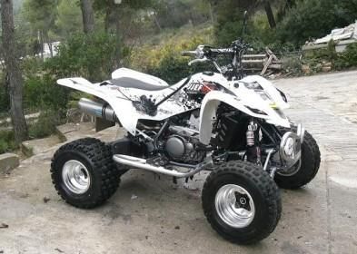 SE VENDE QUAD SUZUKI LTZ 400