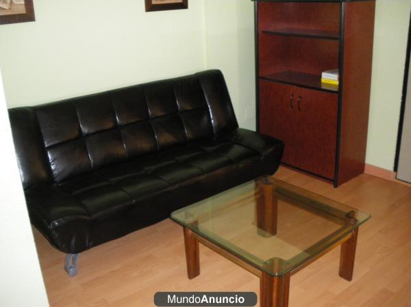 VENDO COMBO DE DOS SOFAS CAMAS + NEVERA MINI + ARMARIO