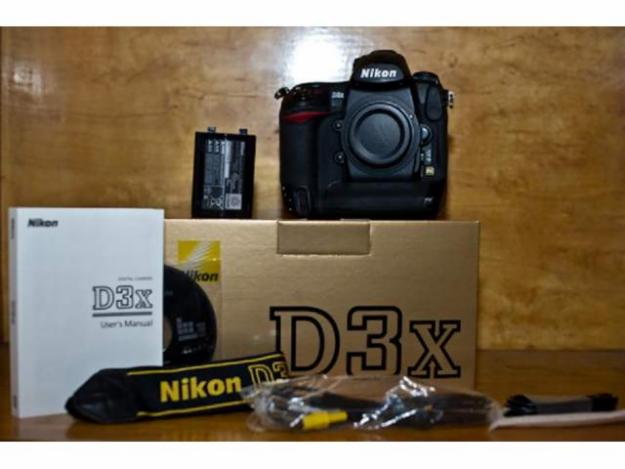 Nikon D3x 25.7 MP
