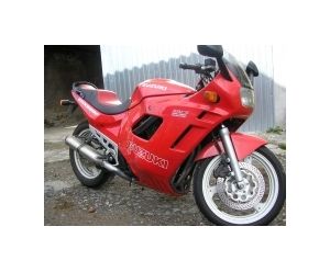 SUZUKI GSX 600