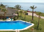 Apartamento con 3 dormitorios se vende en Estepona, Costa del Sol - mejor precio | unprecio.es