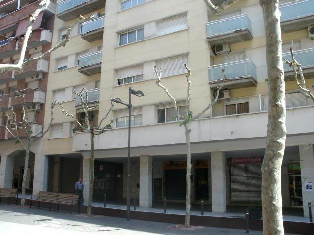 Piso en venta en Olesa de Montserrat, Barcelona (Costa Maresme)