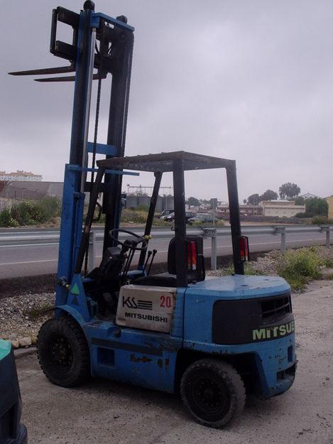 se vende carretilla elevadora diesel, MITSUBISHI