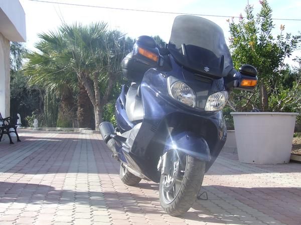 VENDO SUZUKI BURGMAN 650 O CAMBIO