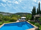 Chalet con 4 dormitorios se vende en Benahavis, Costa del Sol - mejor precio | unprecio.es