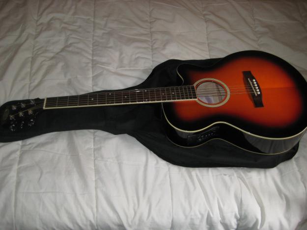 vendo GUITARRA ELECTRO-ACUSTICA STAGG