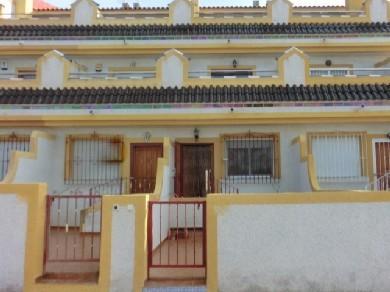 Adosado con 3 dormitorios se vende en Playa Flamenca, Costa Blanca