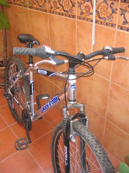 VENDO BICICLETA MONTAÑA NUEVA