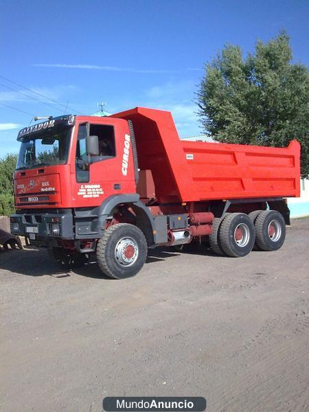 Camion-volquete Iveco 350 Cursor tipo centauro